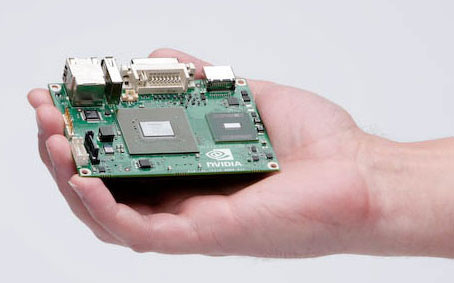 Образец платы с чипсетом NVIDIA GeForce 9400M и процессором Intel Atom